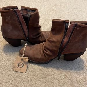 NEW Suede BORN booties